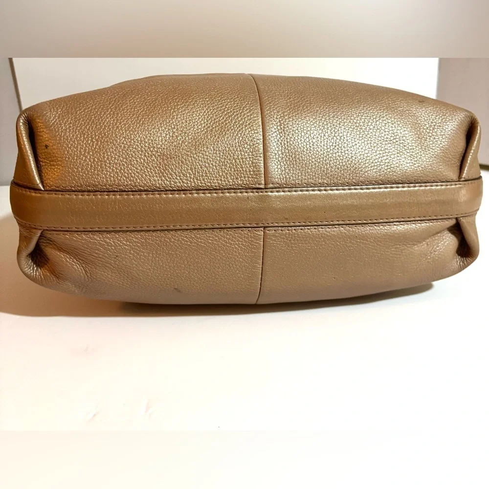 Coach metallic Tan Leather Shoulder Bag